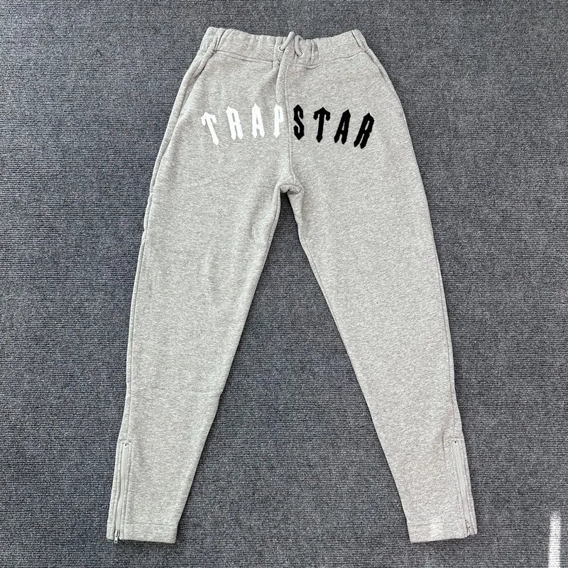 Sweatshirt with hood for men and women, wide hip hop style pants, J 