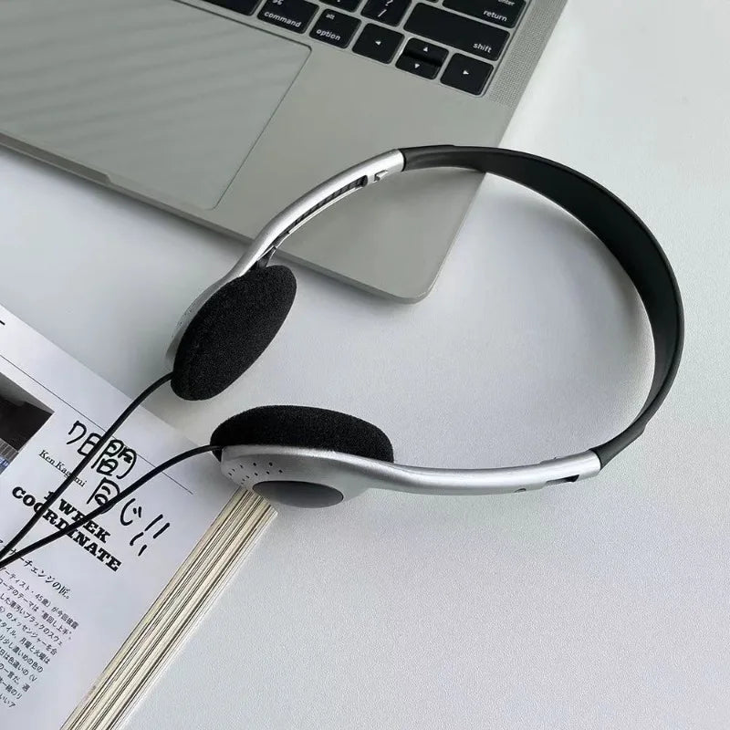 CD Fashion Retro Classic Headset Over Ear Earbud 3.5mm Wired Headphone Walkman Personality Earphones Millennium Wind Vintage